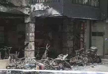 突发！楼道内电动车“飞线”充电起火致夫妻当场死亡！