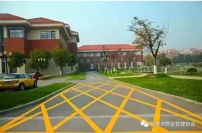 168米，消防车走了6分钟！眼睁睁看着火越烧越大！