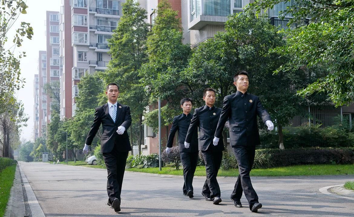 物业项目经理立威七字绝