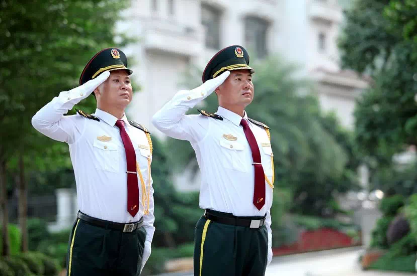 小区好不好，保安很重要！